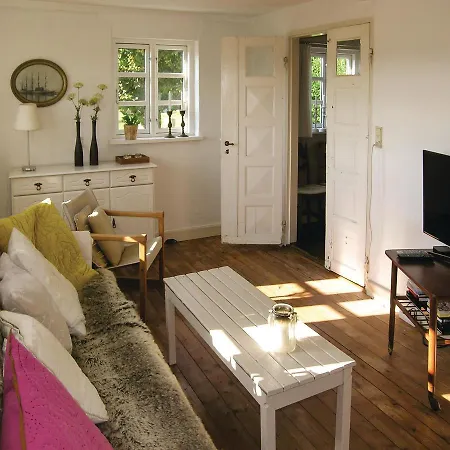 Feriehus Two-bedroom Holiday In