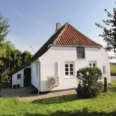 Feriehus Two-bedroom Holiday In